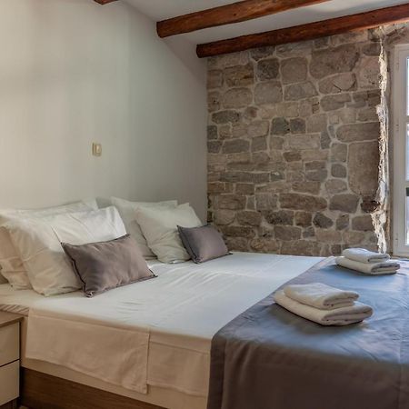 Camenno Apartments-The Heart Of Diocletian'S Palace-Open All Winter! Split Eksteriør bilde