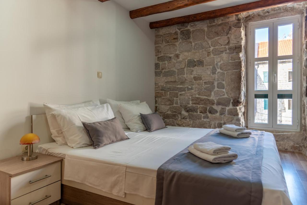 Camenno Apartments-The Heart Of Diocletian'S Palace-Open All Winter! Split Eksteriør bilde