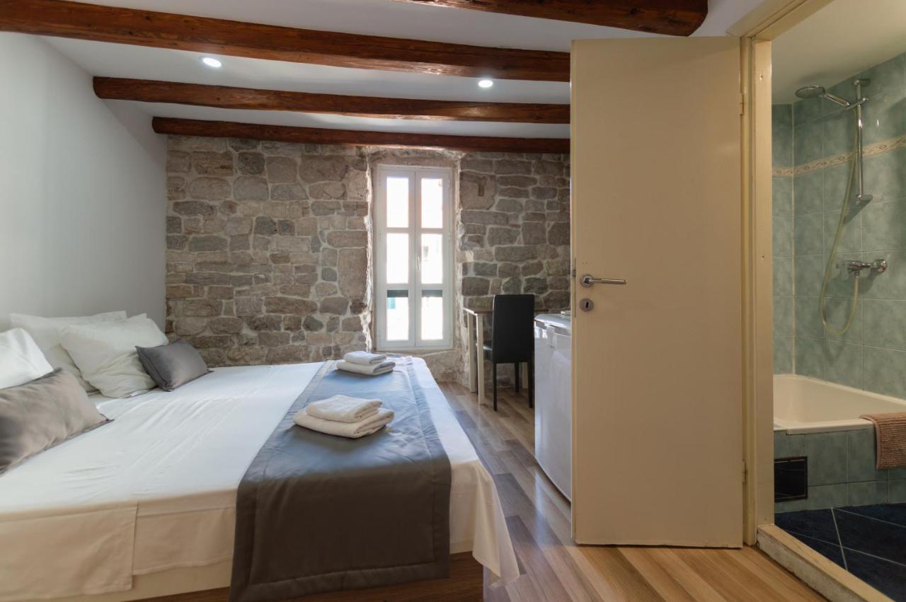 Camenno Apartments-The Heart Of Diocletian'S Palace-Open All Winter! Split Eksteriør bilde