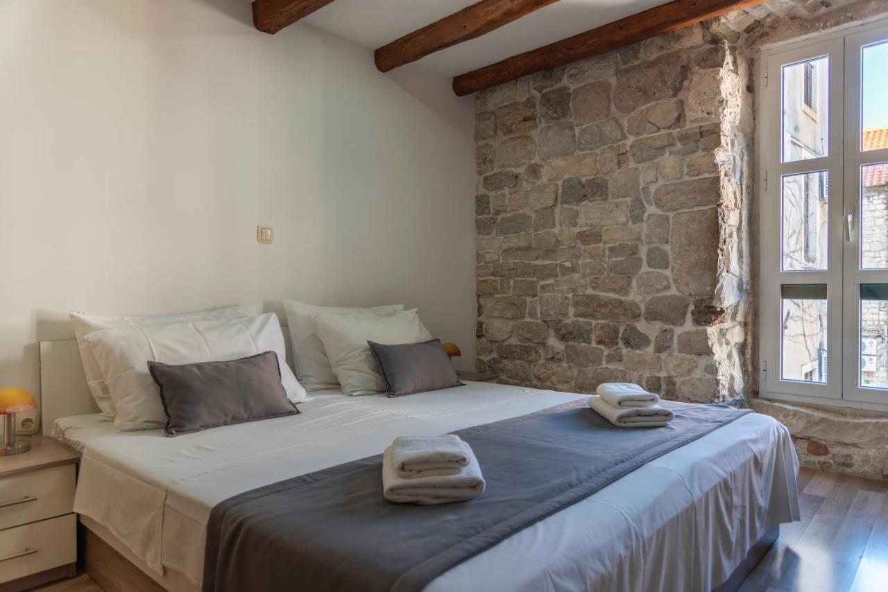 Camenno Apartments-The Heart Of Diocletian'S Palace-Open All Winter! Split Eksteriør bilde
