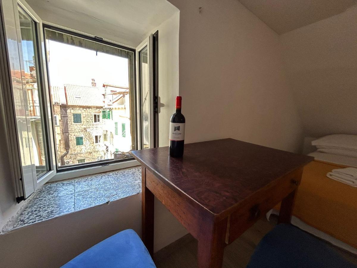 Camenno Apartments-The Heart Of Diocletian'S Palace-Open All Winter! Split Eksteriør bilde
